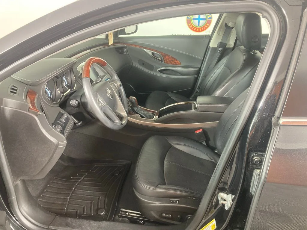 Used 2013 Black Buick Touring Group image 12