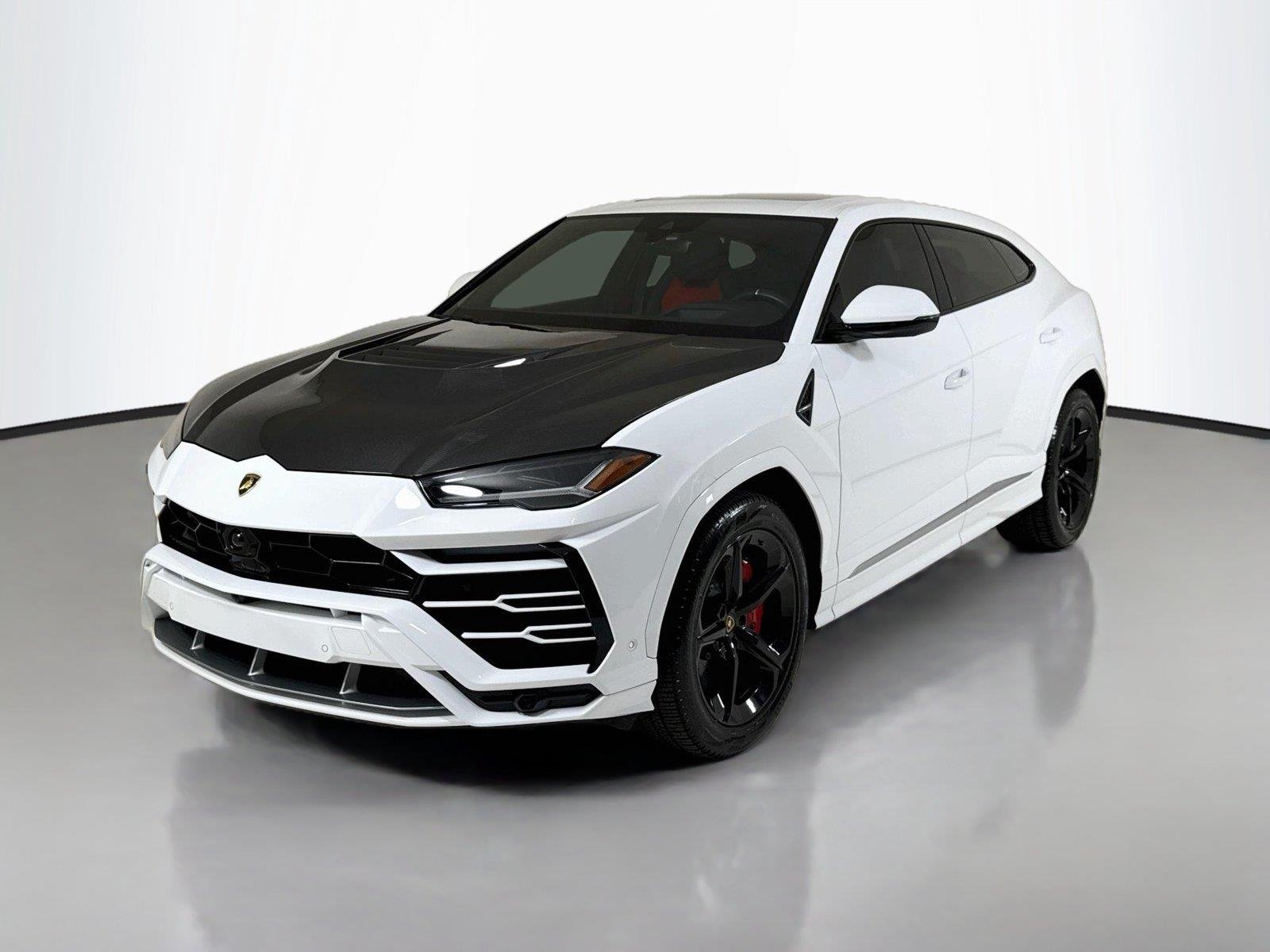 Used 2020 Bianco Icarus Metallic Lamborghini Carbon Bonnett | Custom Exhaust | Only 10K Miles image 10