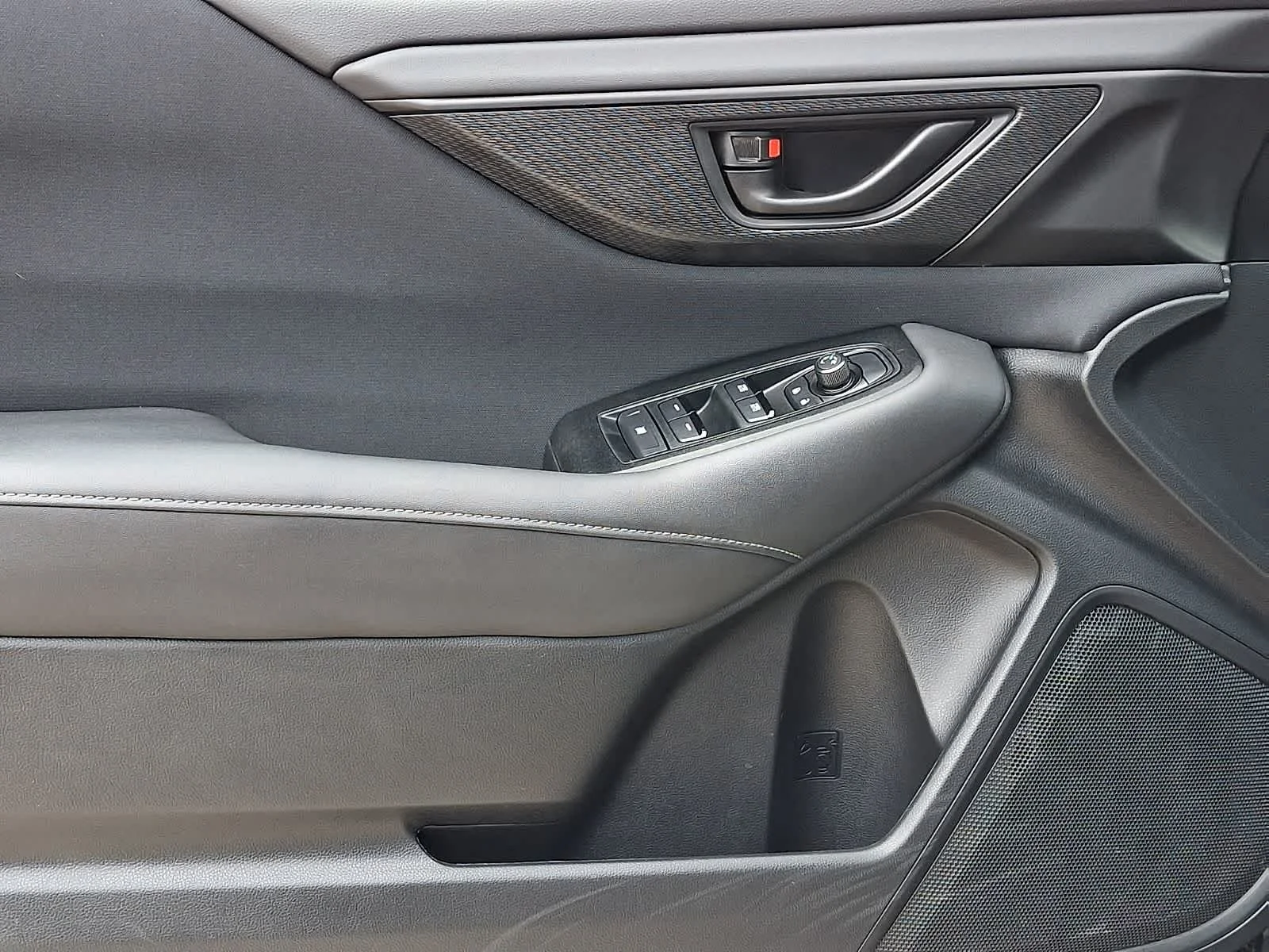 Used 2024 Crystal Black Silica Subaru  image 13