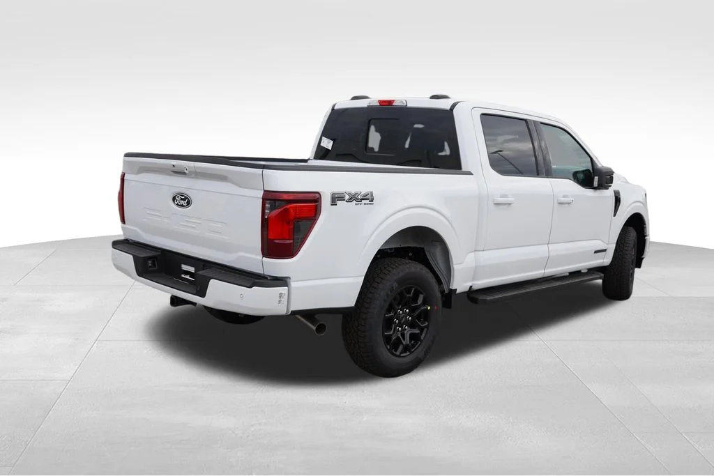 New 2026 White Ford XLT image 3