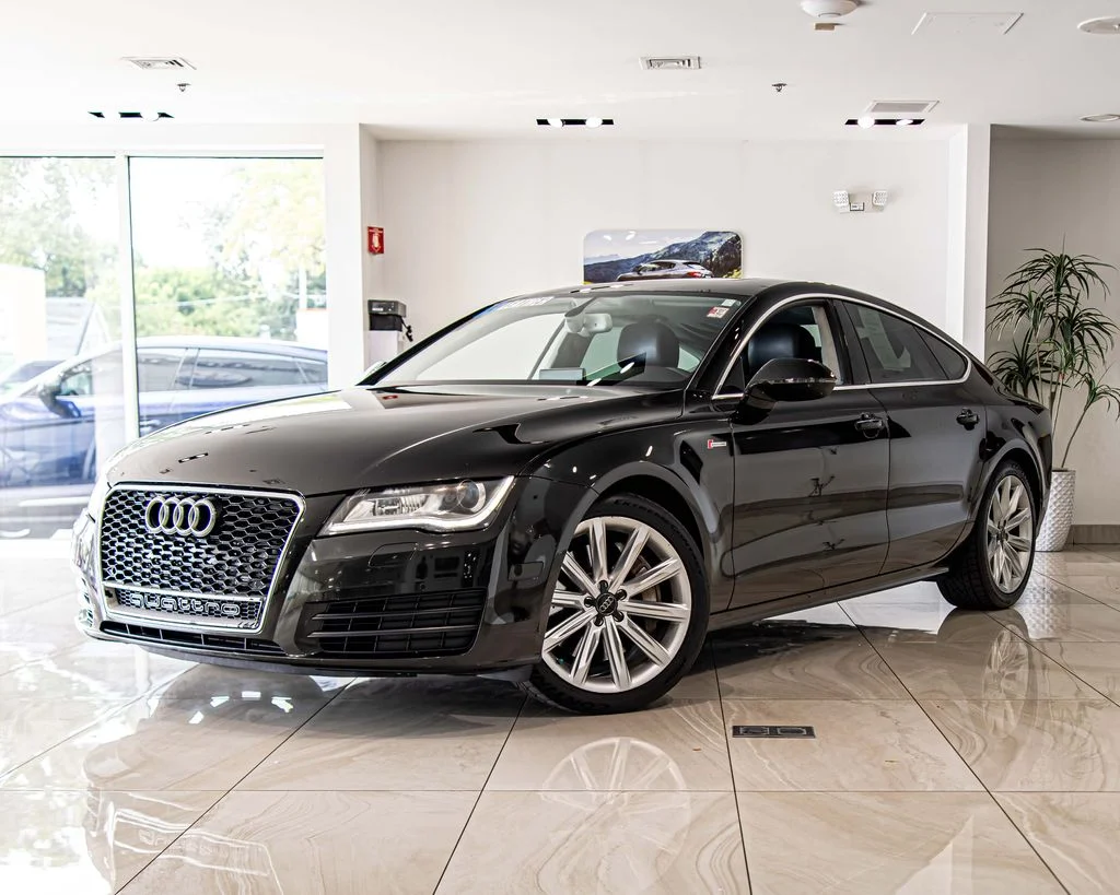 Used 2013 Black Audi  image 1