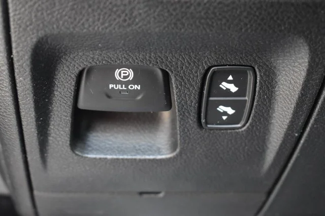 Used 2022 Black Ram Laramie image 26