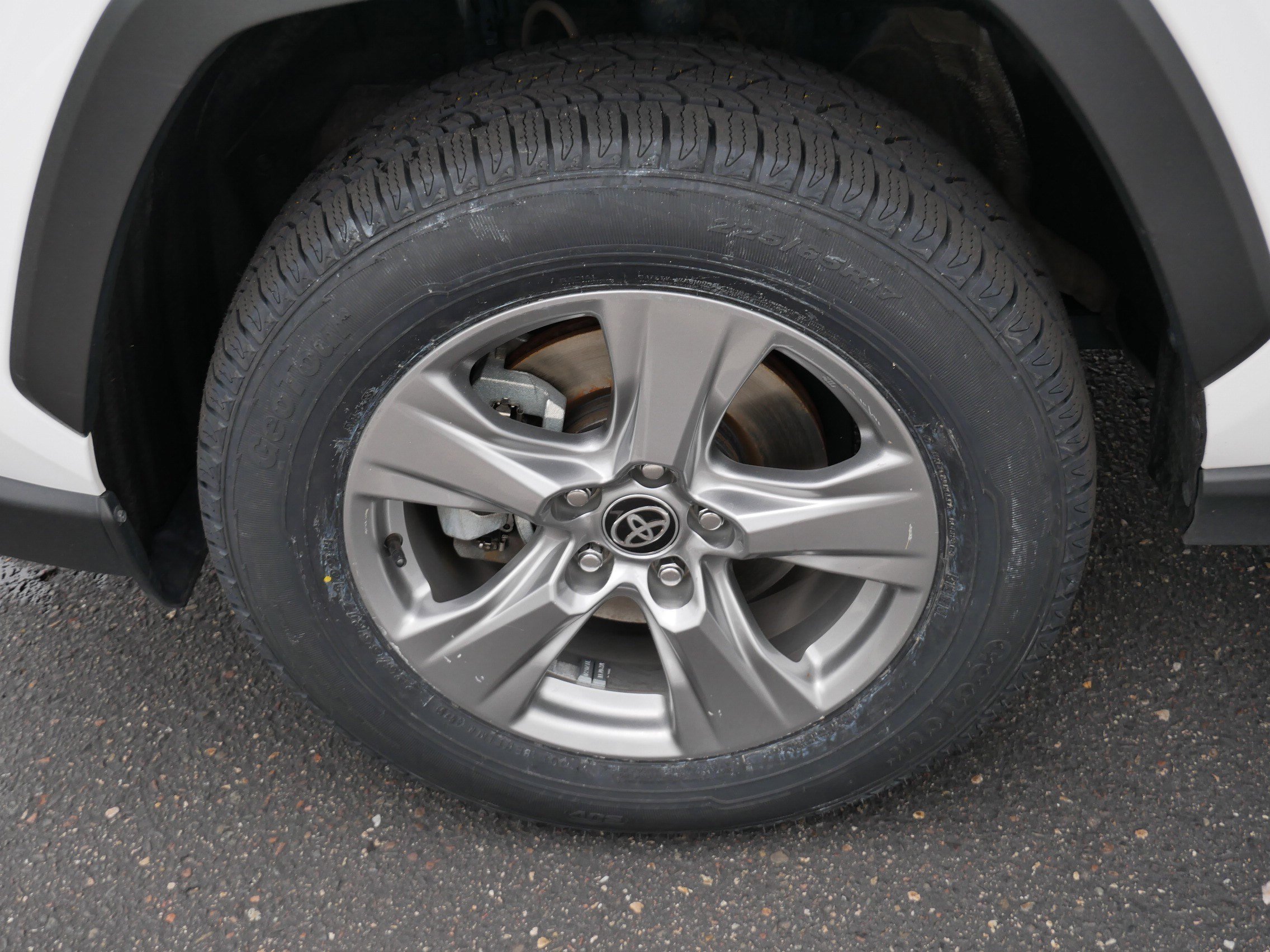 Used 2024 Ice Cap Toyota XLE image 15