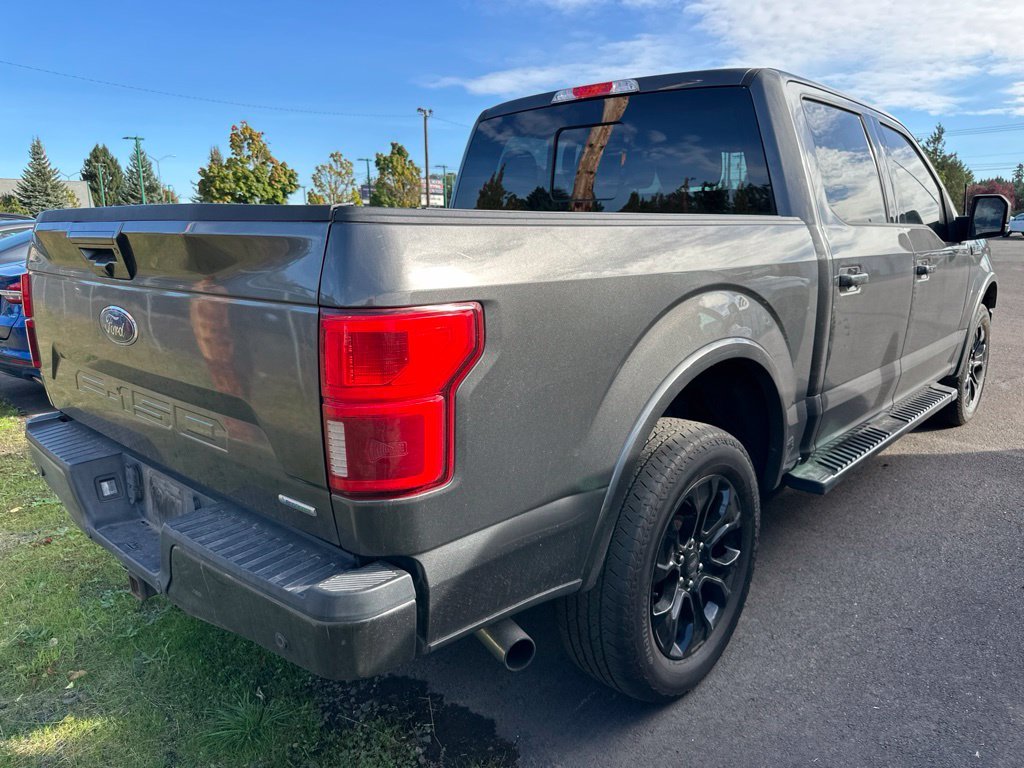 Used 2017 White Platinum Clearcoat Metallic Ford Lariat image 3
