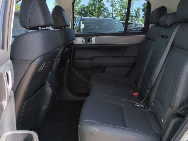 New 2026 White Hyundai SEL FWD image 13