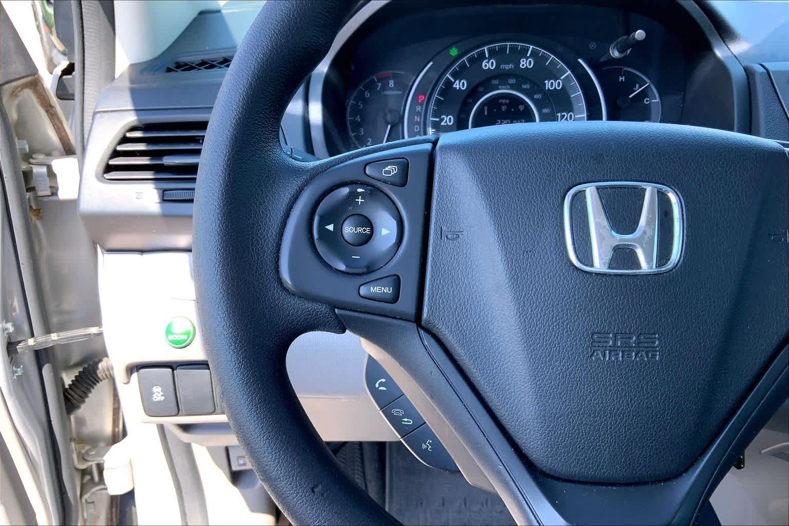 Used 2012 Alabaster Silver Metallic Honda LX image 21