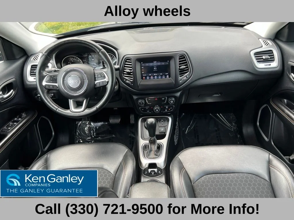 Used 2019 Black Jeep Latitude image 43