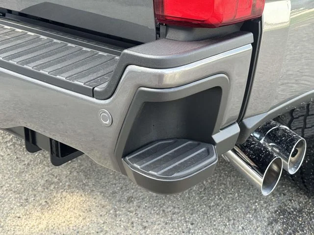 New 2026 Carbonized Gray Metallic Ford F-250® Platinum® image 15