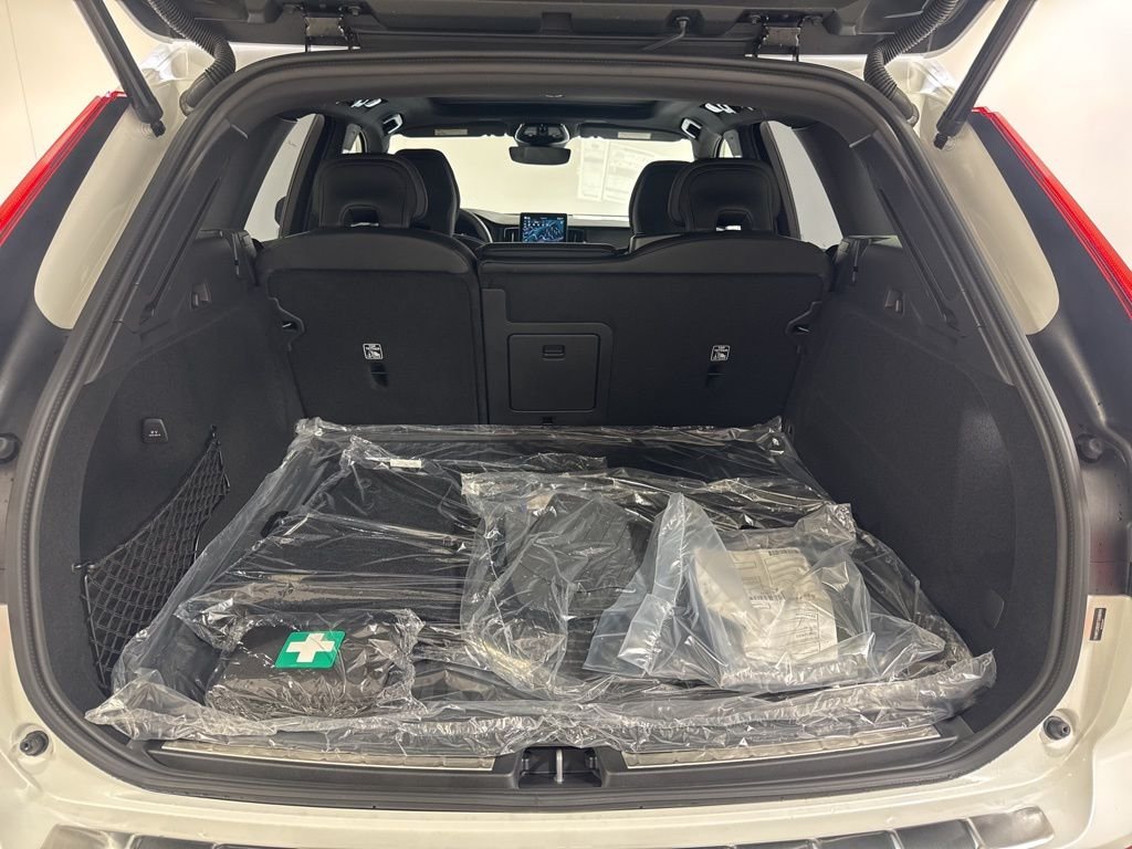 2026 Volvo XC60 Ultra - Photo 29