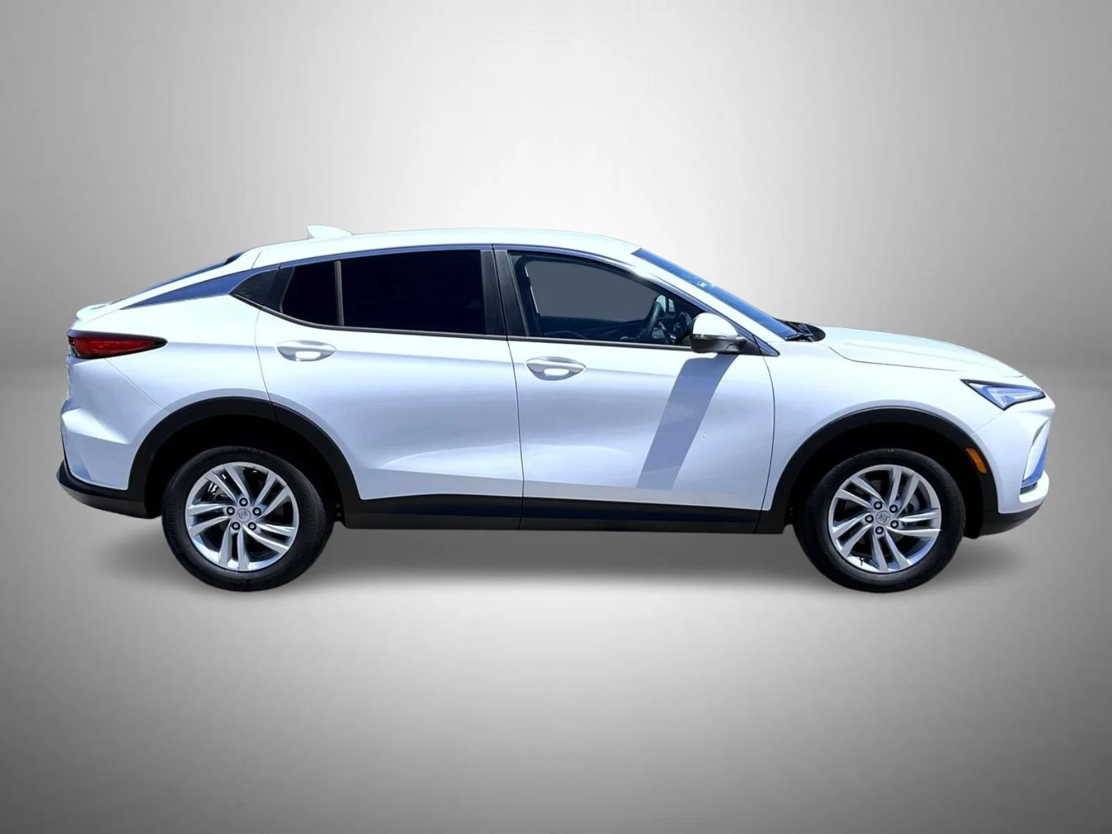 New 2026 Summit White Buick Preferred image 4