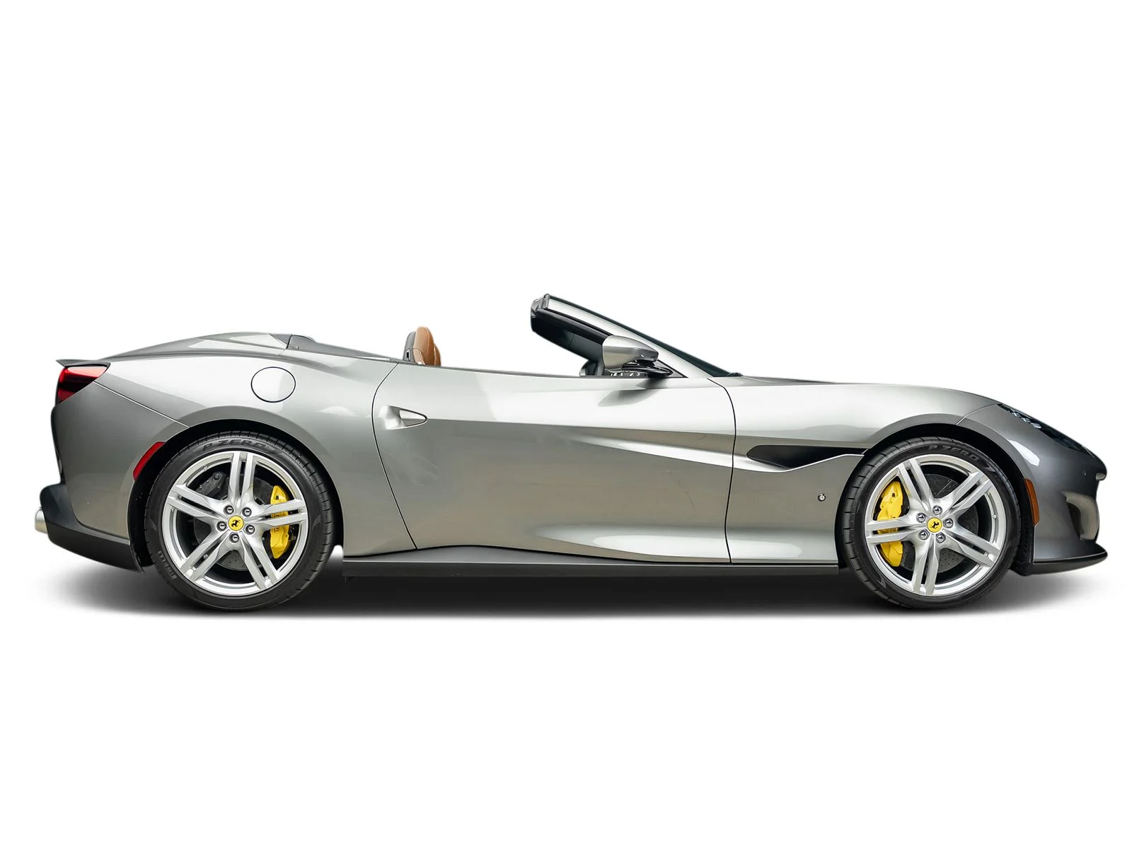Used 2019 Gray Ferrari Base image 5