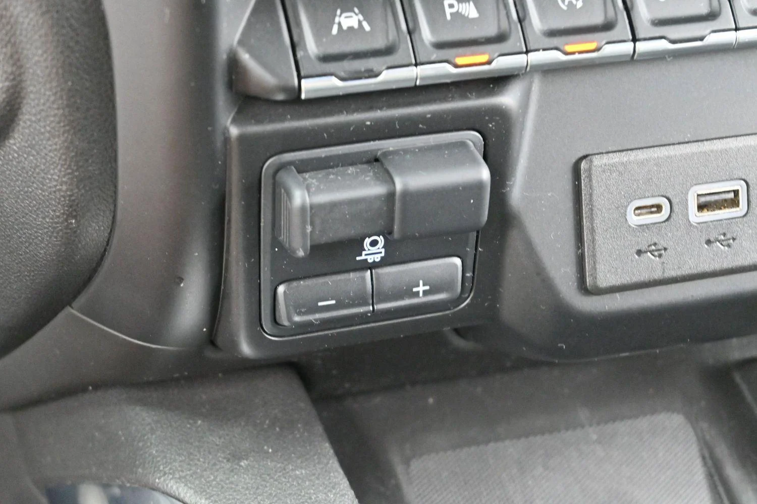 Used 2020 SATIN STEEL METALLIC GMC Denali image 26