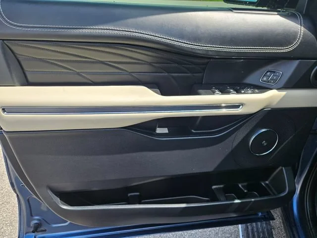 Used 2020 Blue Ford Platinum image 10