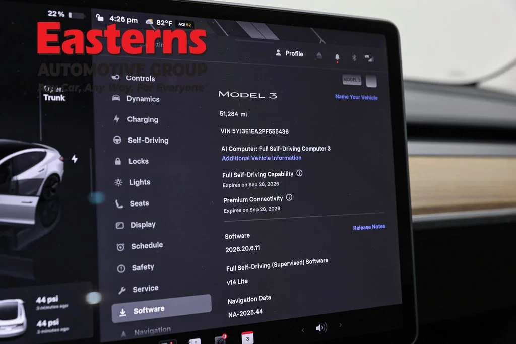 Used 2023 White Tesla Base image 15