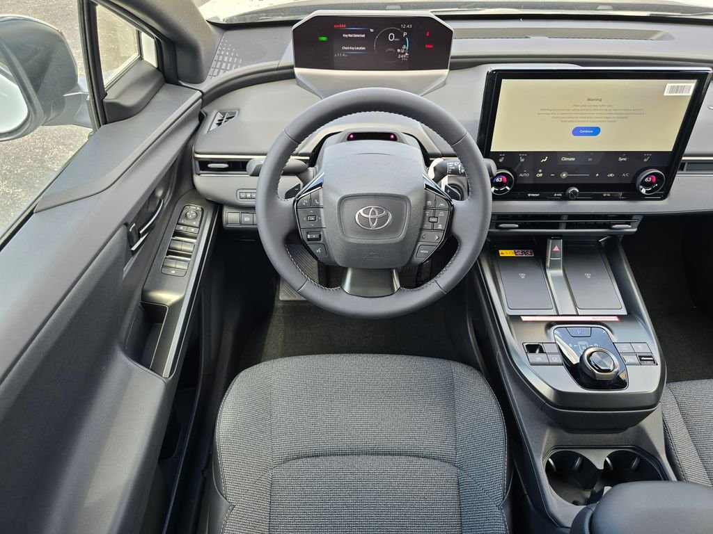 New 2026 Wind Chill Pearl <sup>1</sup> Toyota  XLE image 22