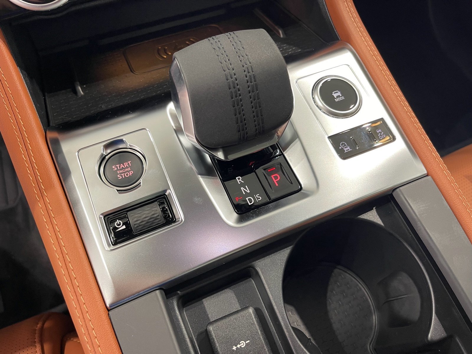 2026 Jaguar F-Pace R-Dynamic S - Photo 19