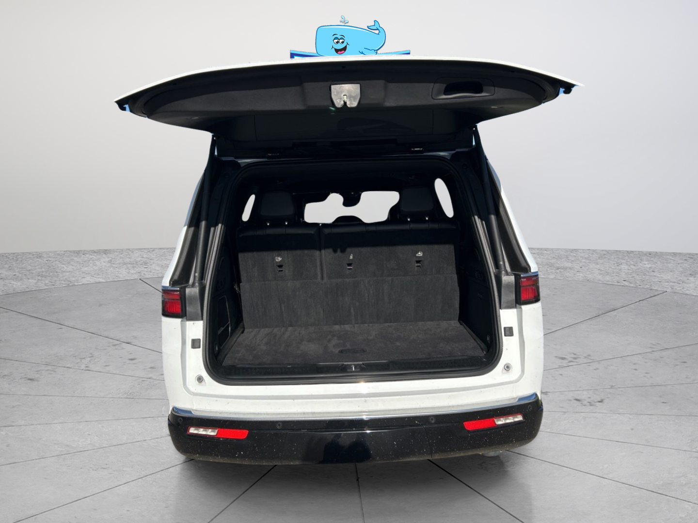 Used 2024 White Jeep Series II image 37