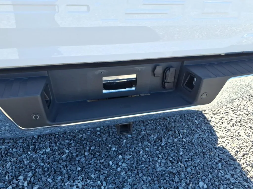 Used 2025 White Ford XLT image 20