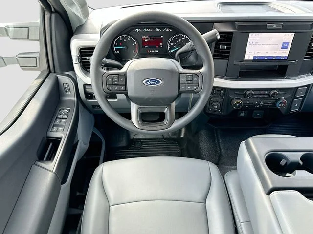 New 2026 Oxford White Ford XL image 15