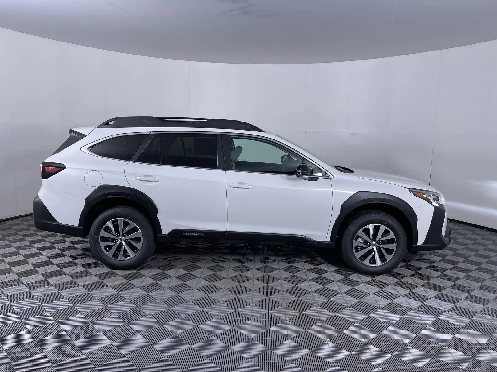 2025 Subaru Outback Premium - Photo 10