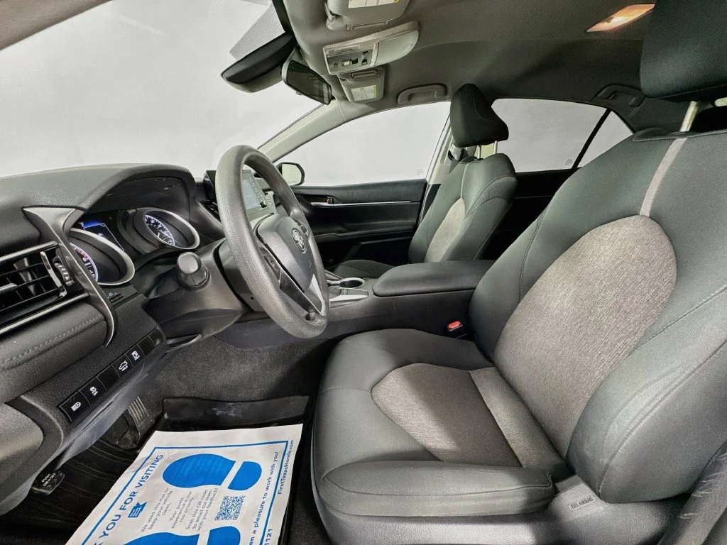 Used 2023 White Toyota LE image 23