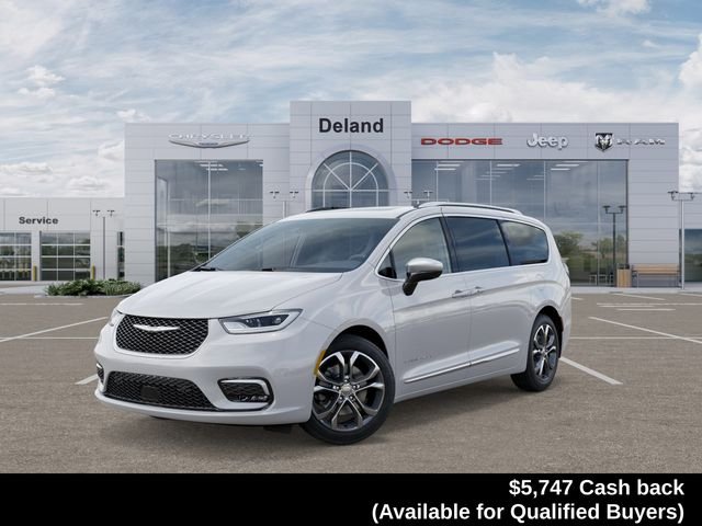 2026 Chrysler Pacifica Pinnacle AWD's photo