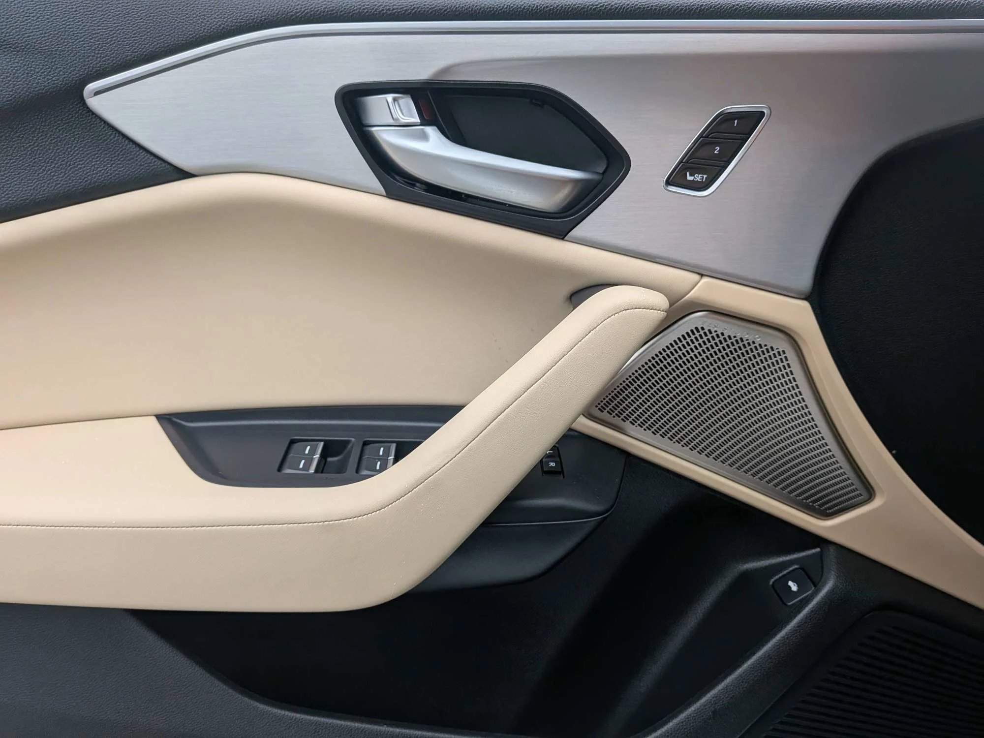 2025 Acura TLX Technology Package - Photo 70
