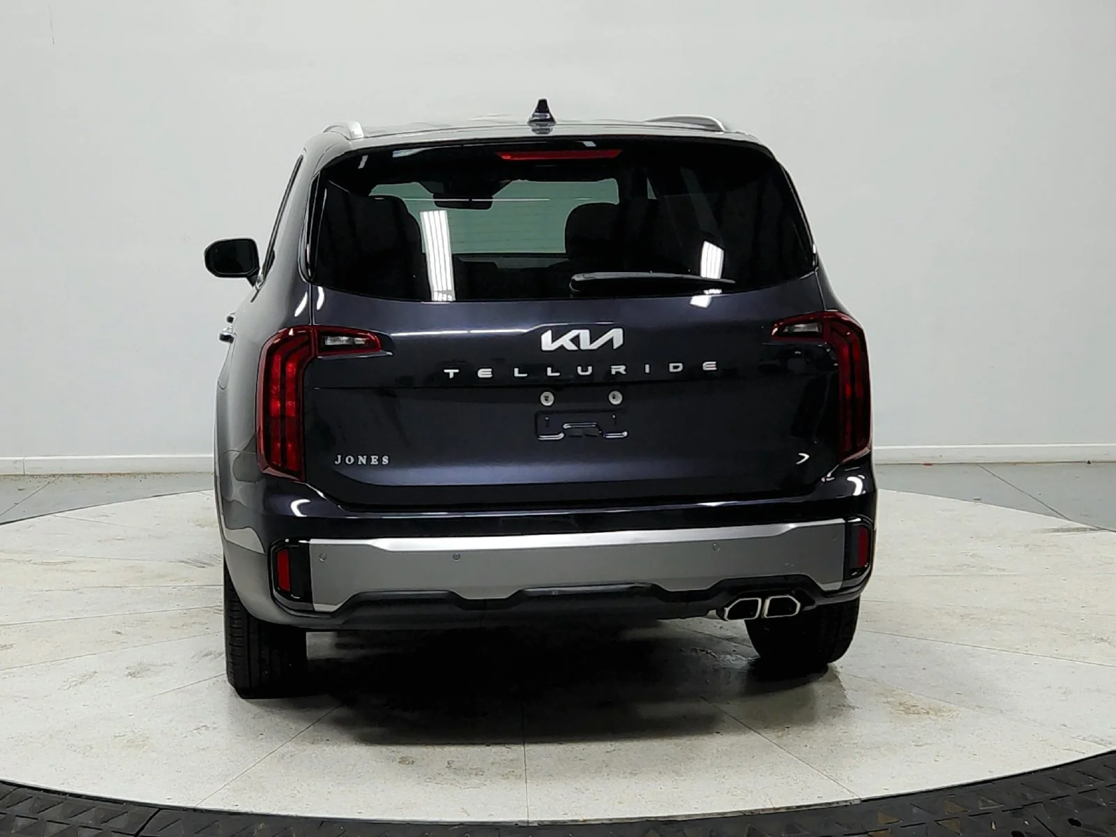 Used 2025  Kia S image 6