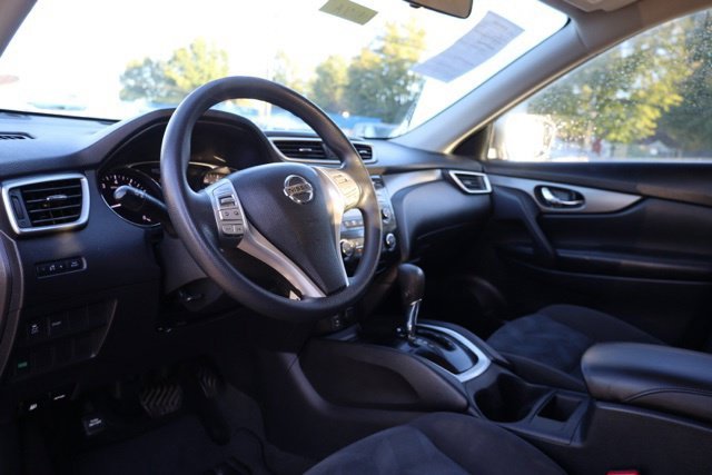 Used 2016 Gun Metallic Nissan S image 19