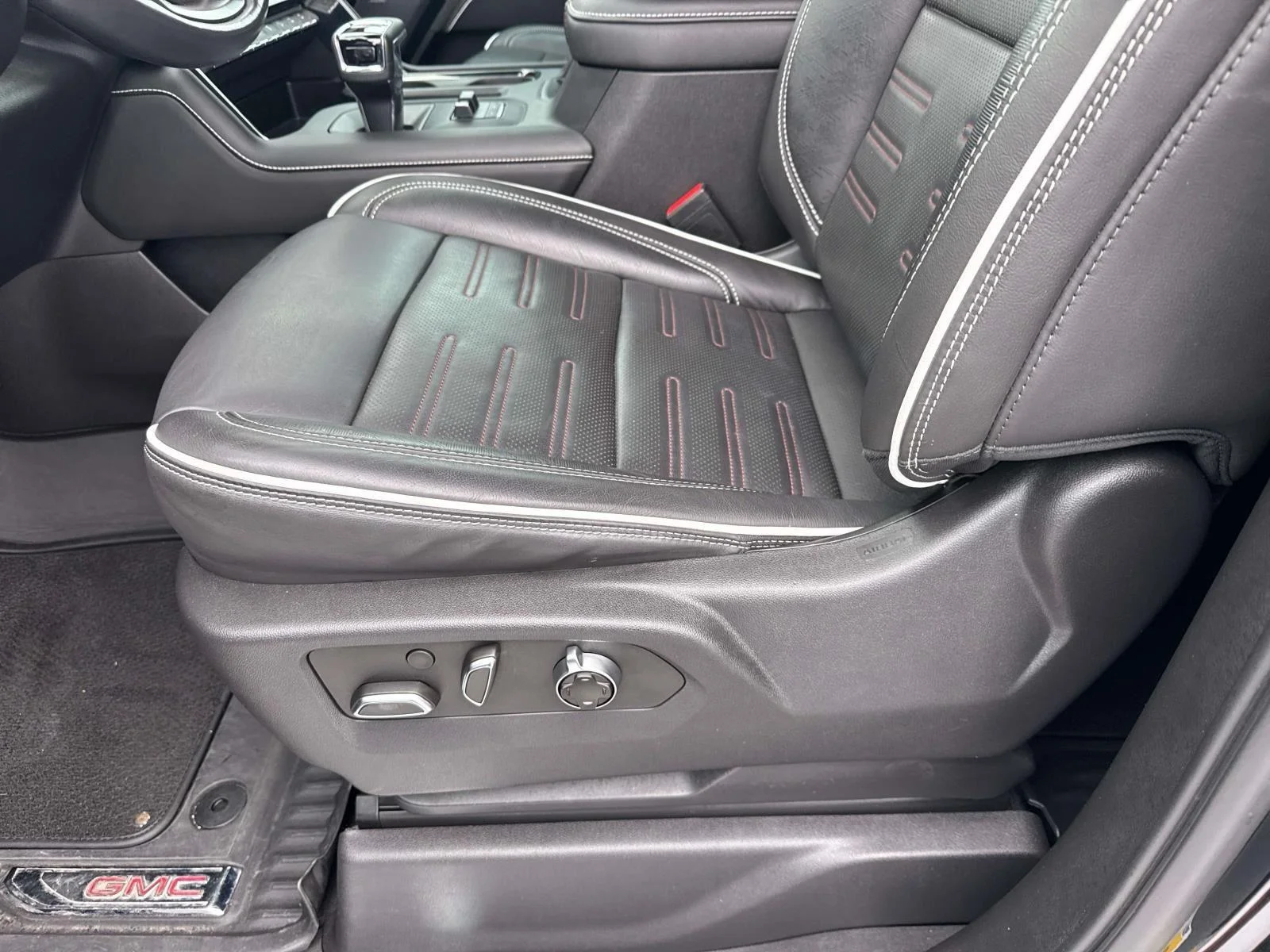 Used 2023 Onyx Black GMC AT4X image 15