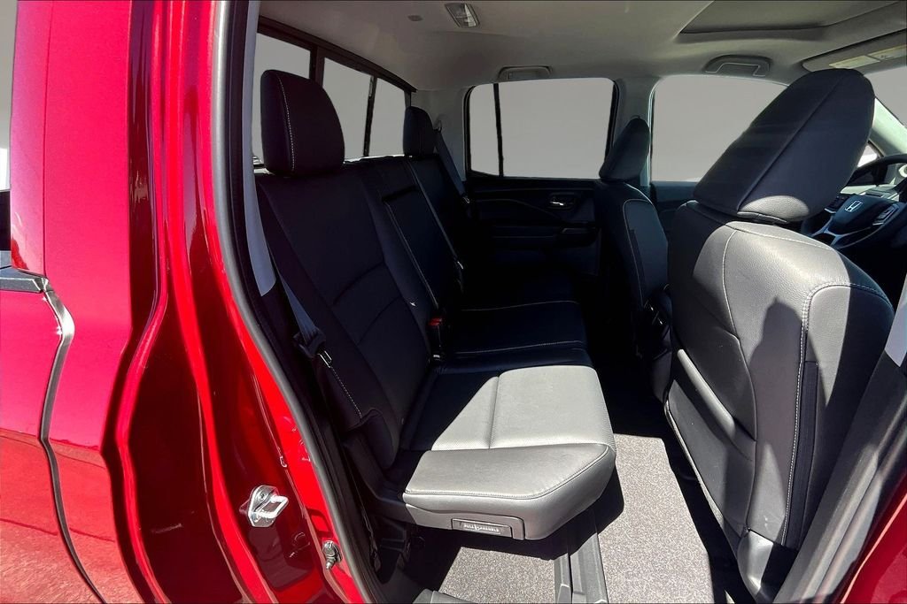 New 2026 Radiant Red Metallic II Honda RTL image 9