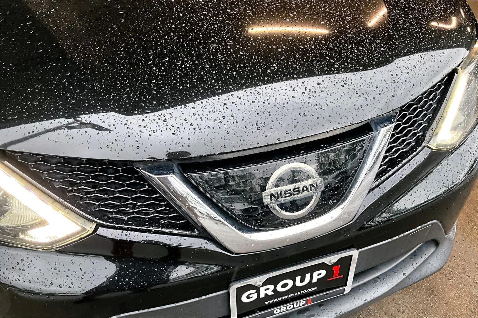 Used 2019 Magnetic Black Pearl Nissan SV image 29