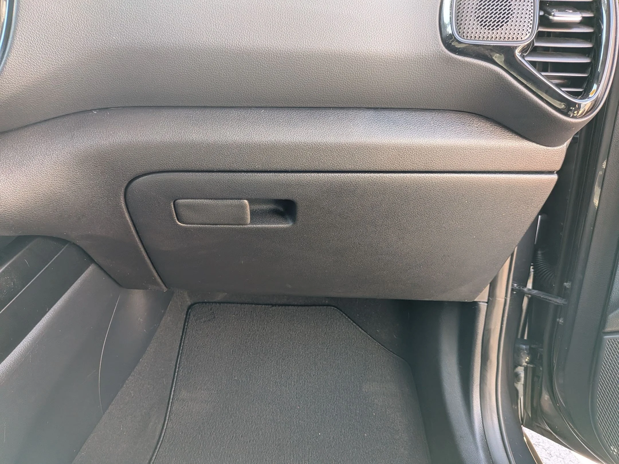 Used 2023 Gravity Gray Kia EX image 30