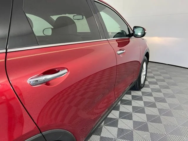 Used 2018 Red Kia LX image 8