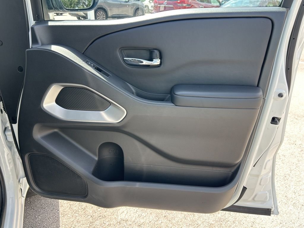 Used 2025 White Nissan SV image 43