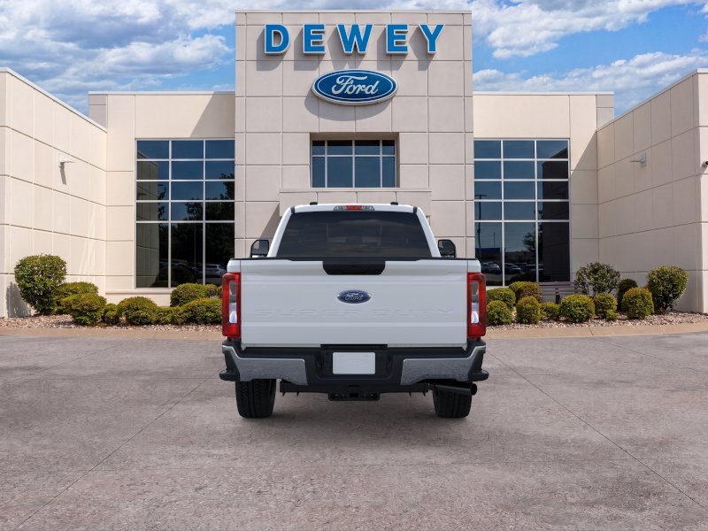 New 2026 Oxford White Ford XLT image 5
