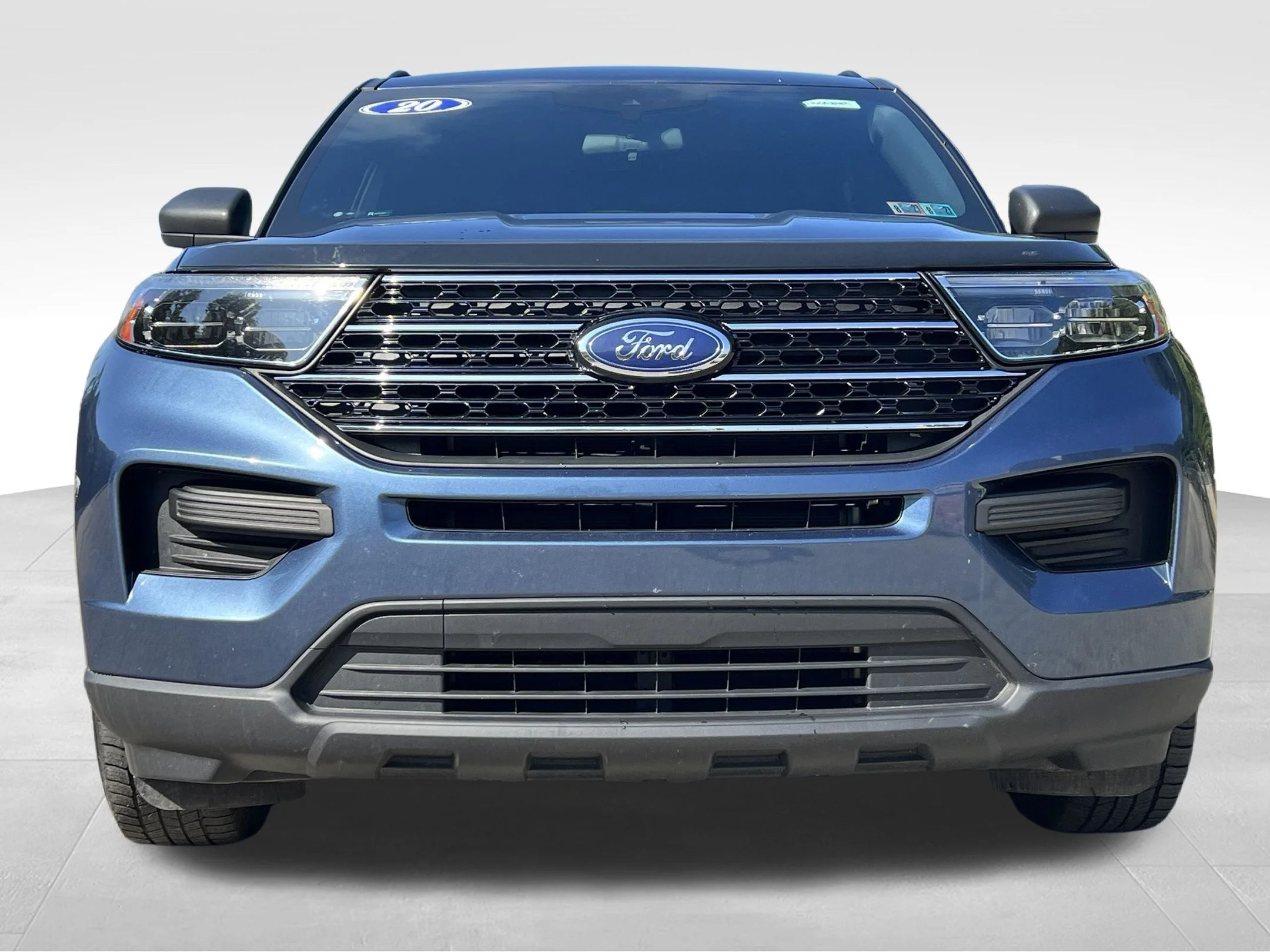 Used 2020 Blue Ford XLT image 3