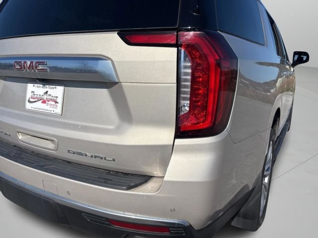 Used 2023 Beige GMC Denali image 51