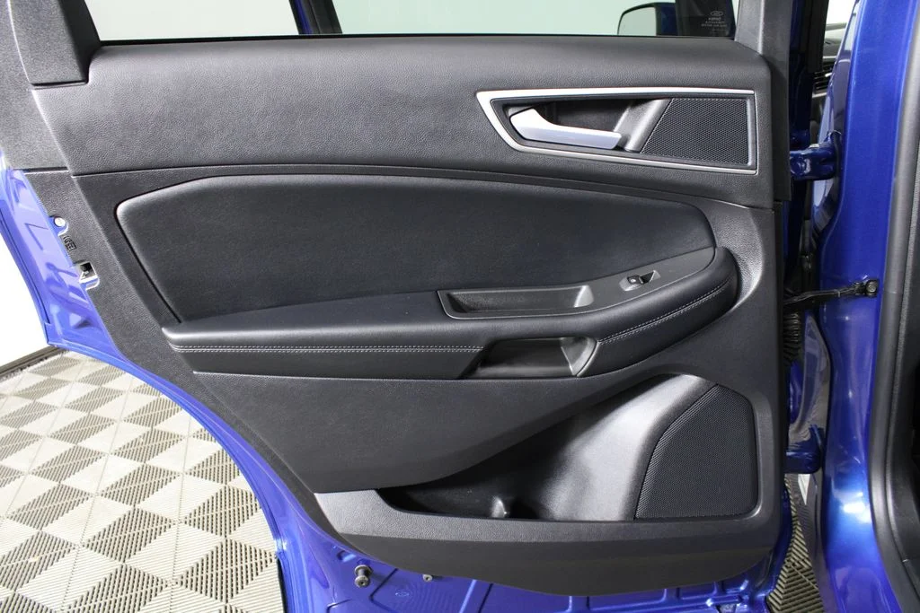 Used 2021 Blue Metallic Ford SEL image 12
