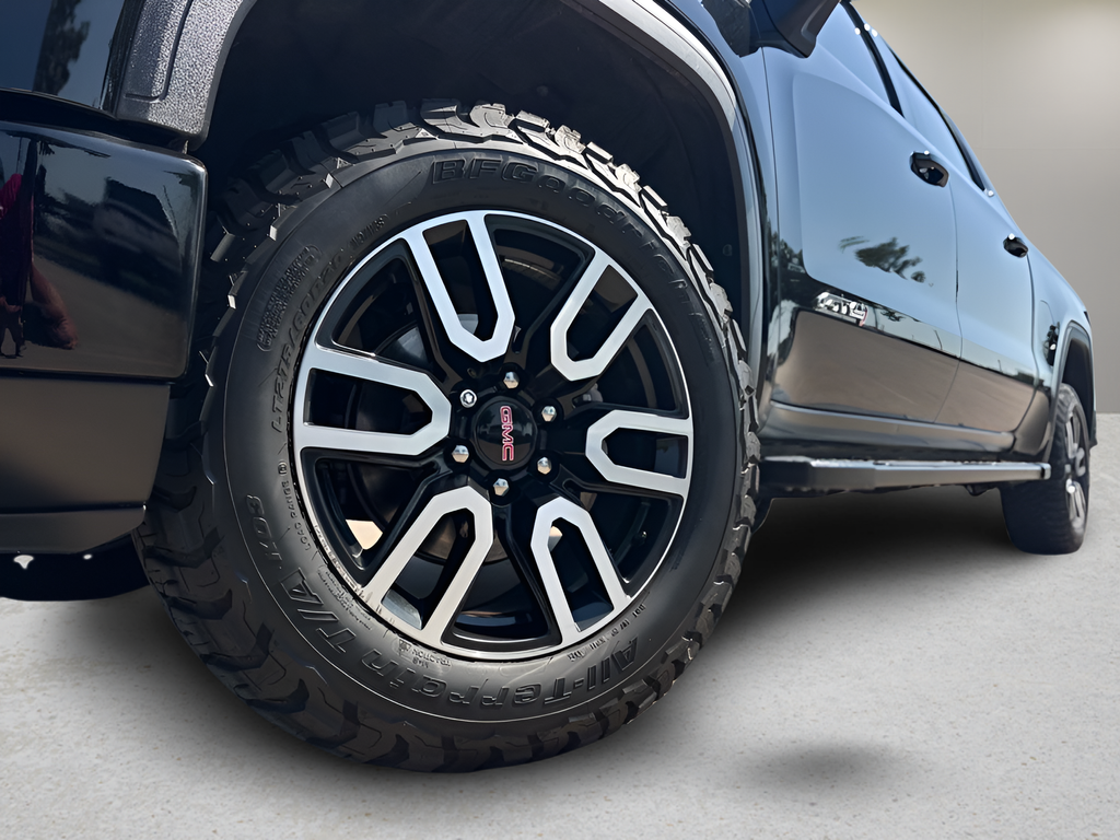 Used 2020 Black GMC AT4 image 26