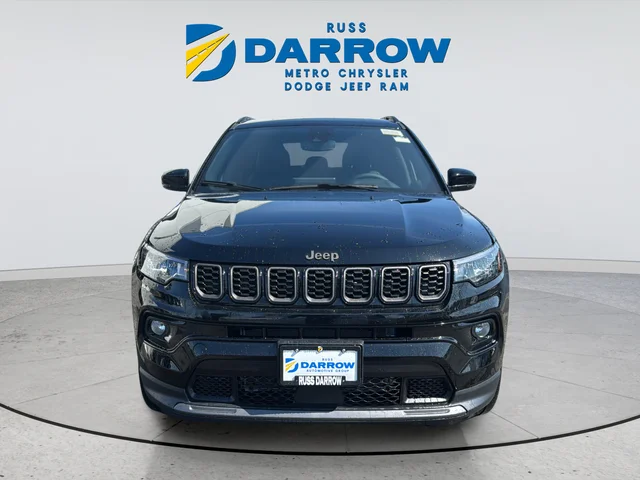 New 2026 Diamond Black Crystal Pearl-Coat Exterior Paint Jeep Limited image 8