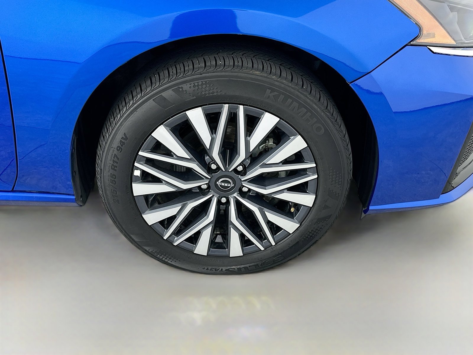 2025 Nissan Altima SV - Photo 33
