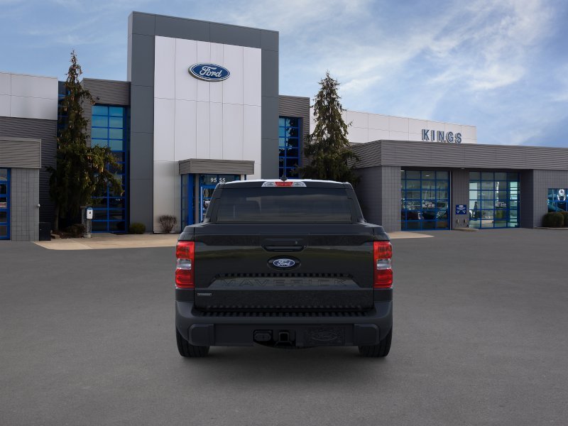 New 2026 Shadow Black Ford XLT image 5