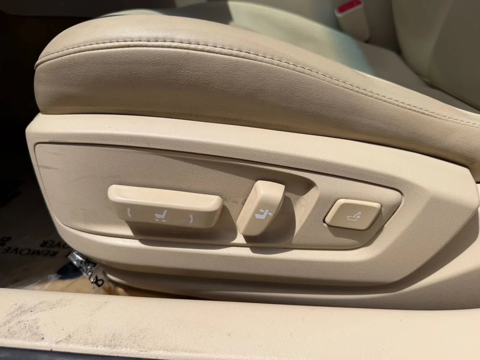 Used 2013 Obsidian Lexus 4dr Sdn image 15