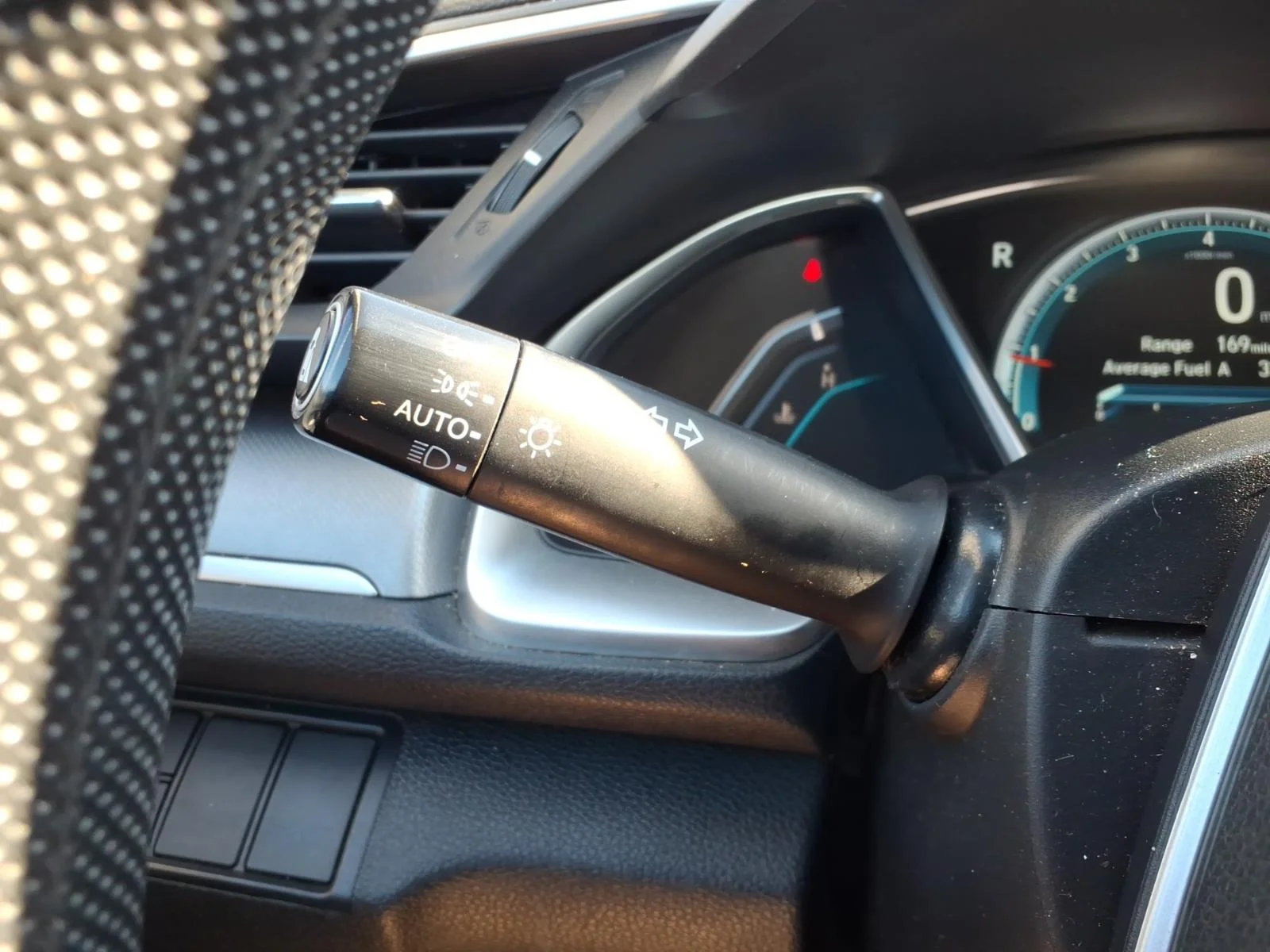 2018 Honda Civic EX - Photo 18