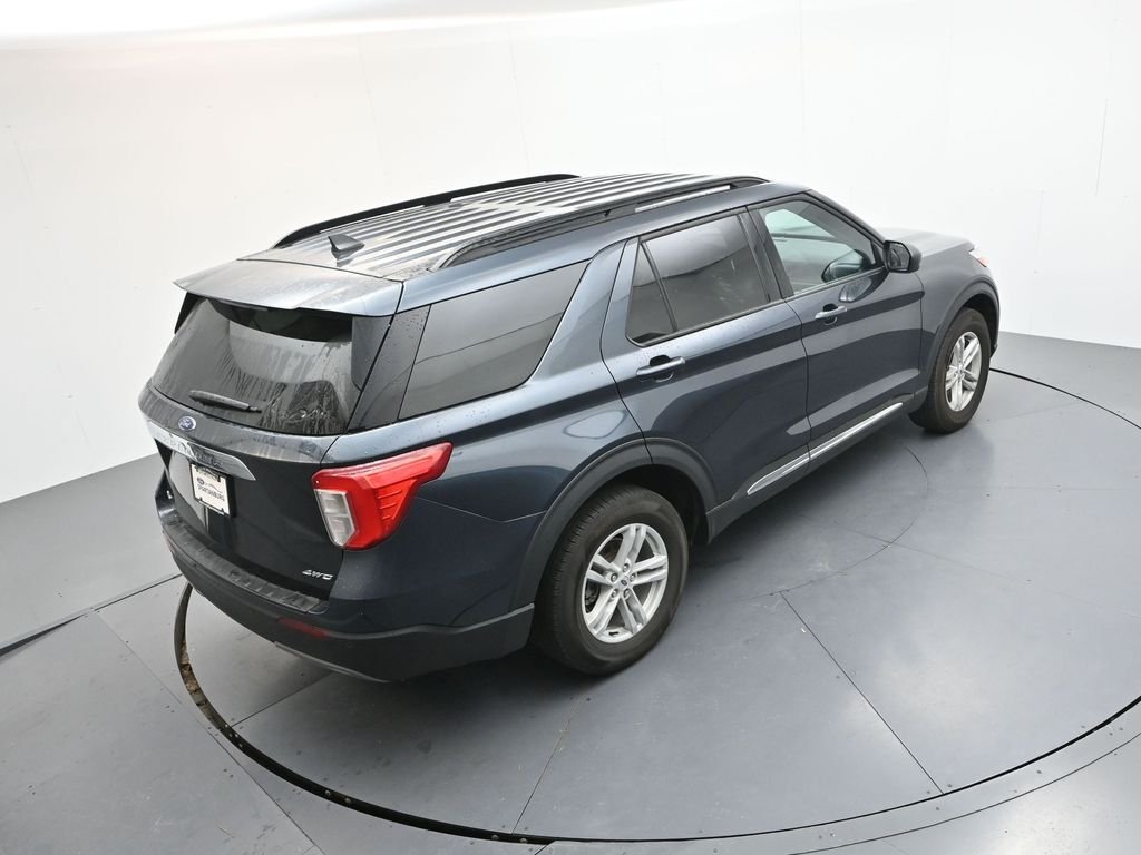 Used 2023 Blue Metallic Ford XLT image 28