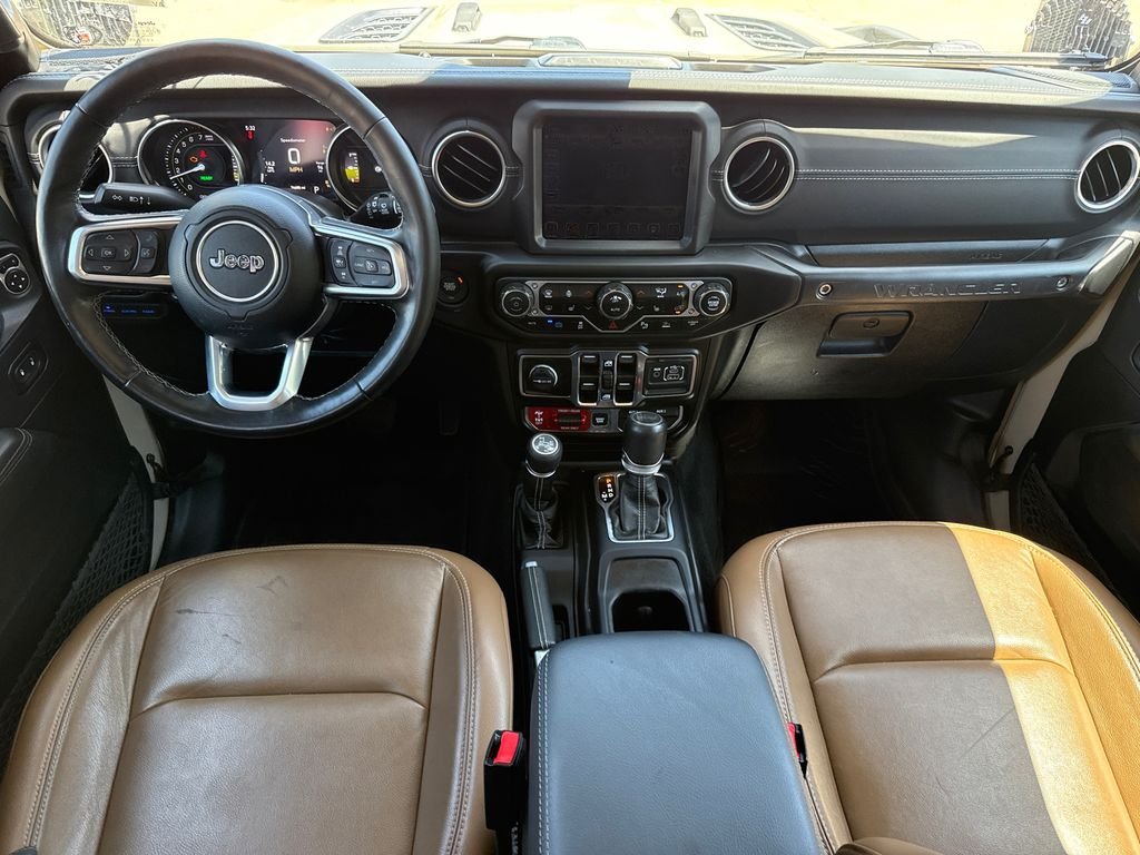 Used 2022 Beige Jeep Unlimited Rubicon 4xe image 10