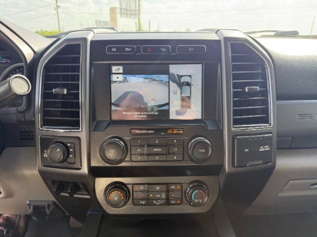 Used 2019 Gray Ford XLT image 19