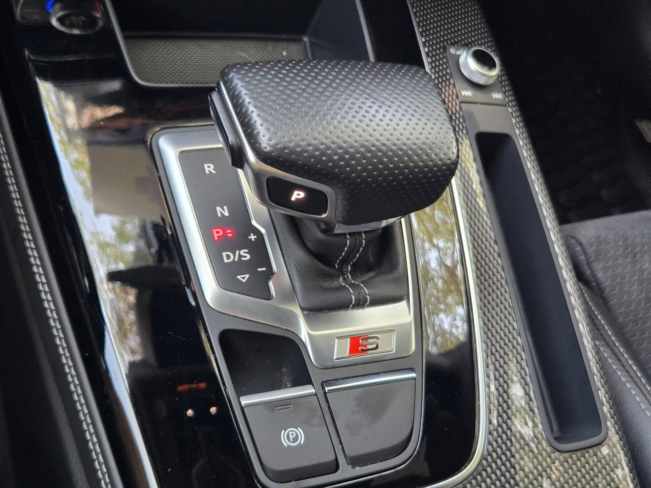 2022 Audi SQ5 Premium Plus - Photo 18
