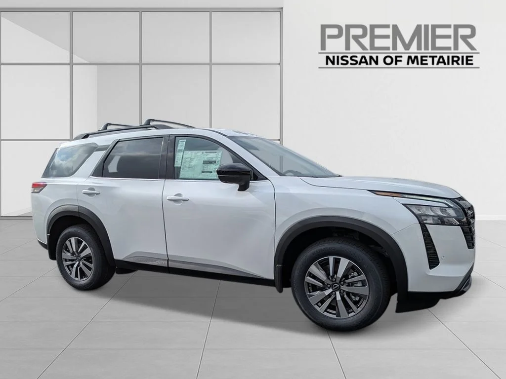 New 2026 Everest White Pearl TriCoat Nissan SL image 6